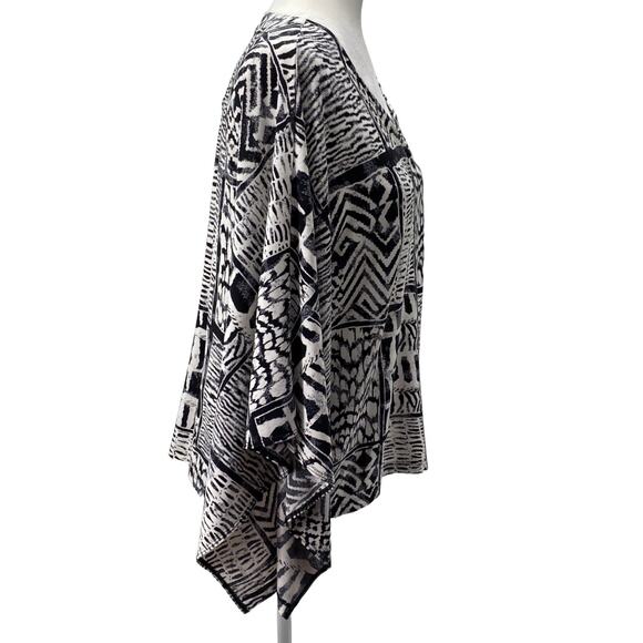 Chico’s Poncho Top Black White Geometric Print Women’s S/M Flowy Blouse - Picture 5 of 13